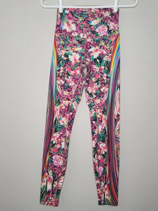 lululemon athletica Pants - Lululemon Wunder Under High-rise Spectrum Nulux Size 4 *Matching set available